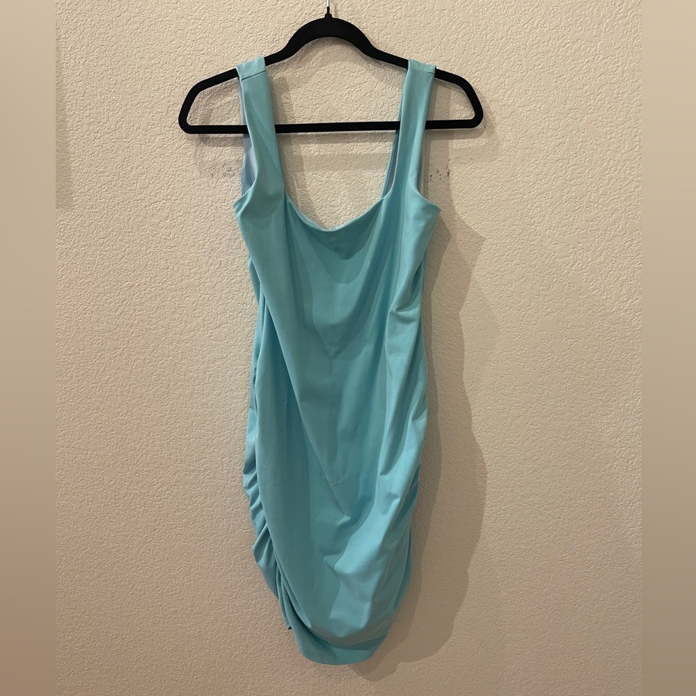 Bebe Dress - Picture 2 of 6